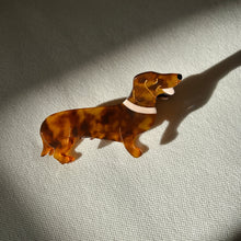 Load image into Gallery viewer, Dachshund Claw Clip
